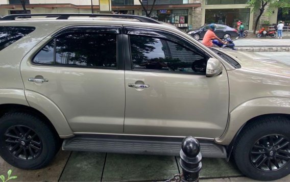 Selling Silver Toyota Fortuner 2015 in Pasig-1