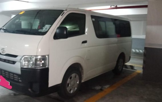 White Toyota Hiace 2019 for sale in Taguig-2