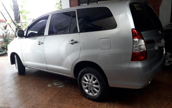 Silver Toyota Innova 2016 for sale in Quezon City-1