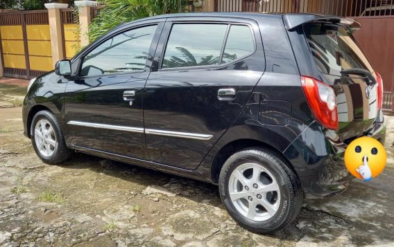Black Toyota Wigo 2015 for sale in Calamba-1