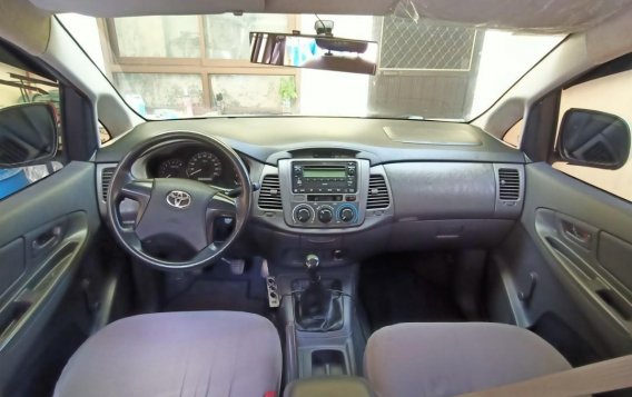 Silver Toyota Innova 2014 for sale in Caloocan City-5