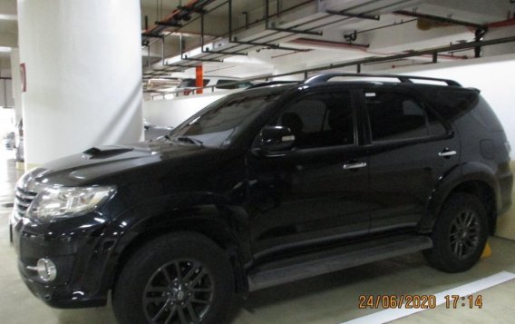 Sell Black 2015 Toyota Fortuner in Makati-1