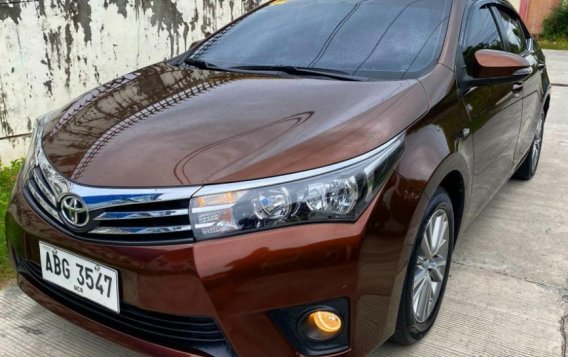 Brown Toyota Corolla Altis 2015 for sale in Tarlac-5