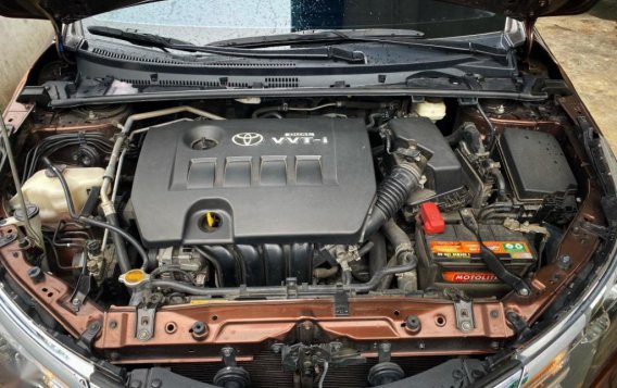 Brown Toyota Corolla Altis 2015 for sale in Tarlac-4