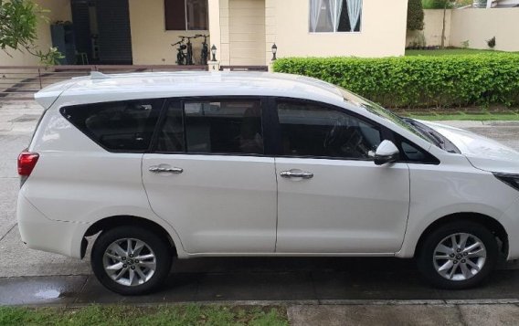 White Toyota Innova 2018 for sale in Bacoor-2