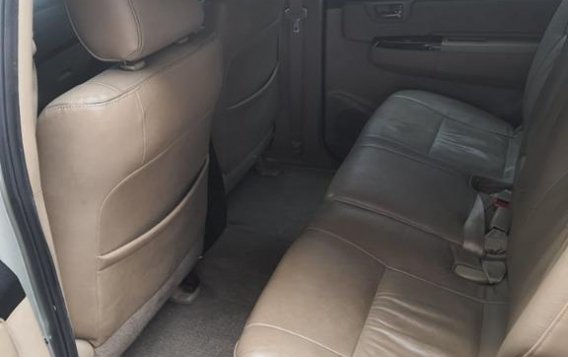 Sell Silver 2014 Toyota Fortuner in Parañaque-7