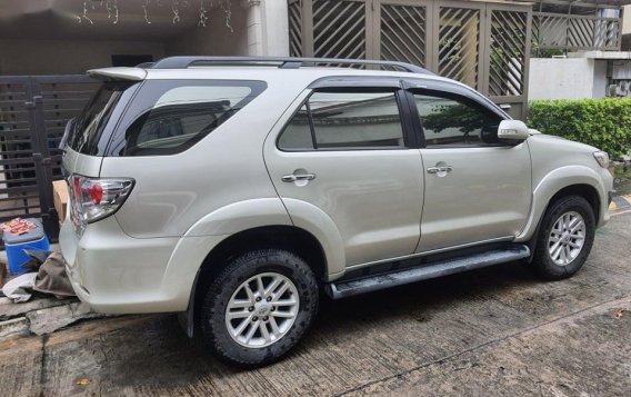 Sell Silver 2014 Toyota Fortuner in Parañaque