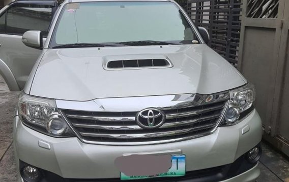 Selling Silver Toyota Fortuner 2014 in Parañaque-1