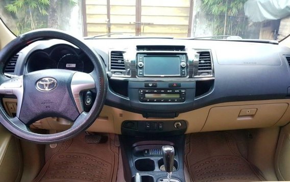 Blue Toyota Fortuner 2014 for sale in Manila-4