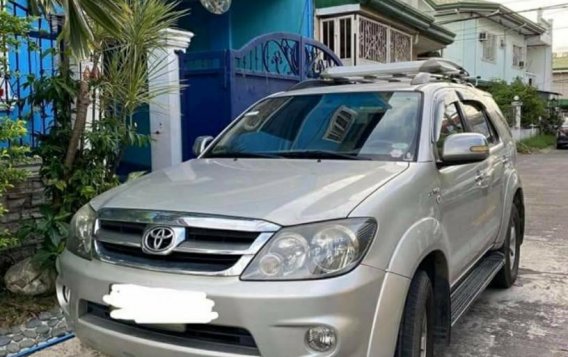 Toyota Fortuner 2.7 7 Seater (A) 2009