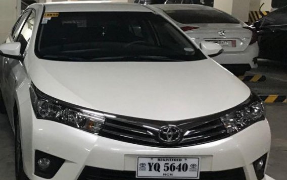 Toyota Corolla Altis 1.6 V Auto 2015-1