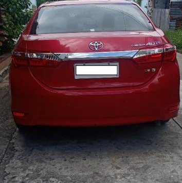 Selling Red Toyota Corolla Altis 2016 in Quezon City-2