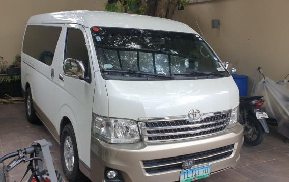 White Toyota Hiace Super Grandia 2011 for sale in San Juan