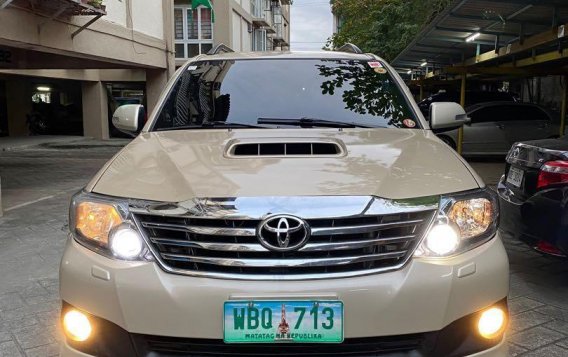 Selling Beige Toyota Fortuner 2013 in Parañaque-1