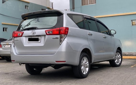 Selling Silver Toyota Innova 2017 in Parañaque-3