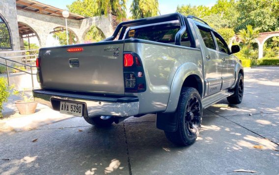Silver Toyota Hilux 2015 for sale in Laoag City-8