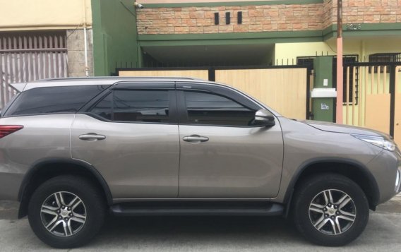 Silver Toyota Fortuner 2016 for sale in Manila-4