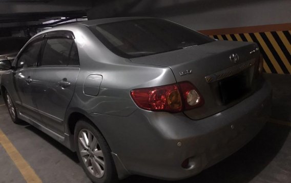 Toyota Corolla Altis 1.6 V Auto 2010-2