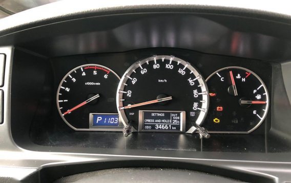 Pearlwhite Toyota Hiace Super Grandia 2018 for sale in Manila-6