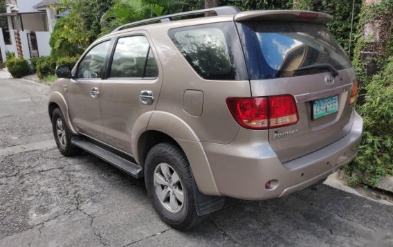 Silver Toyota Fortuner 2005 for sale in Taytay-1