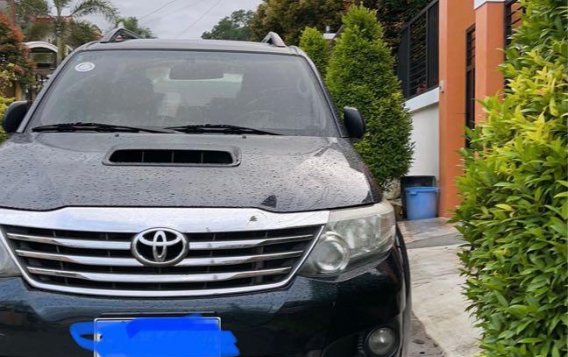 Selling Black Toyota Fortuner 2014 in Davao