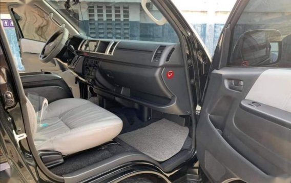Black Toyota Hiace Super Grandia 2019 for sale in Rosario-7