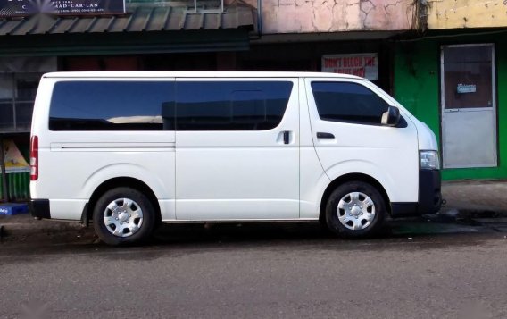 Selling White Toyota Hiace 2016 in Surigao