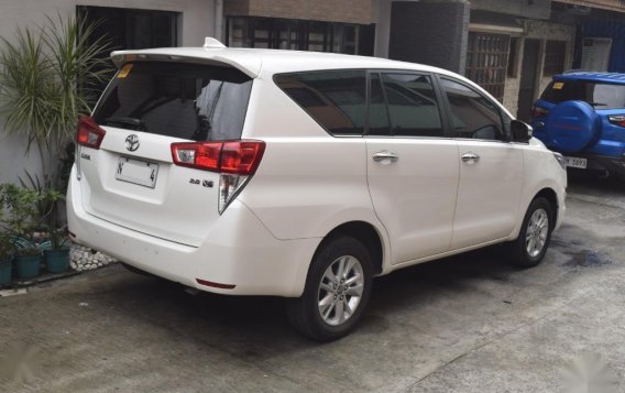 Selling Pearlwhite Toyota Innova 2016 in Quezon-3