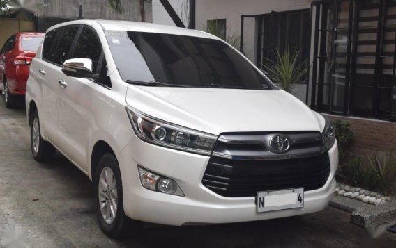 Selling Pearlwhite Toyota Innova 2016 in Quezon-1