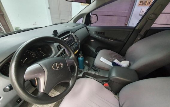 Toyota Innova Auto 2014-5