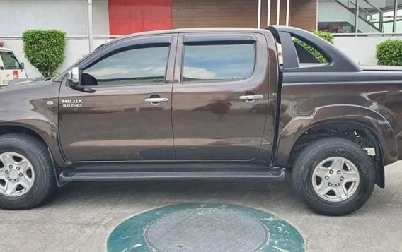 Selling Brown Toyota Hilux 2005 in Manila-3