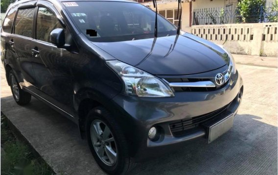 Selling Silver Toyota Avanza 2012 in Quezon-7