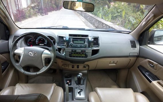 Silver Toyota Fortuner 2013 for sale in San Isidro-3