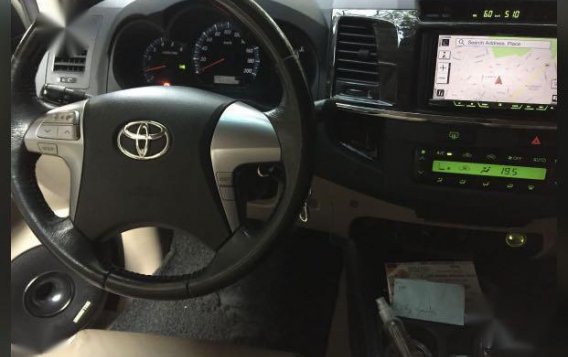 Selling Brightsilver Toyota Fortuner 2014 in San Juan-7