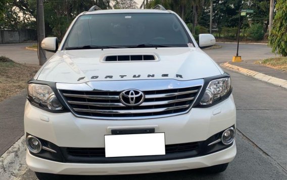 Selling Pearl White Toyota Fortuner 2015 in Pasay