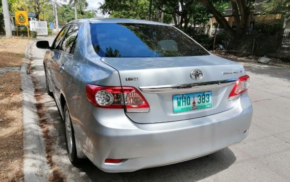 Toyota Corolla Altis 2013-4