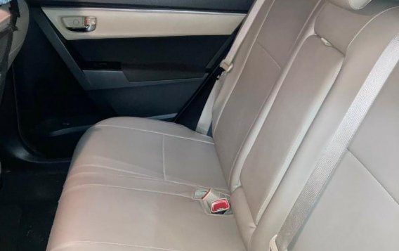 Grey Toyota Corolla Altis 2017 for sale in Makati City-6