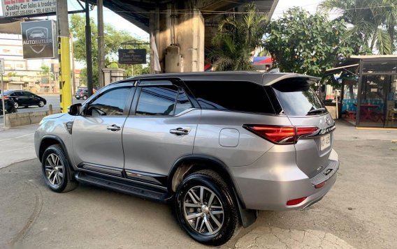Brightsilver Toyota Fortuner 2018 for sale in Marikina-1