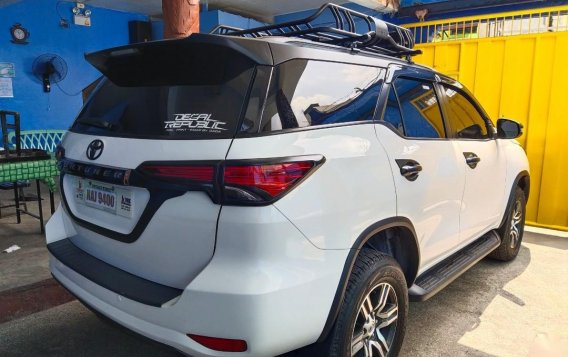 Selling White Toyota Fortuner 2018 in Navotas-5