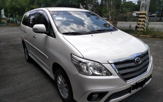 Sell Pearl White 2014 Toyota Innova in Dasmariñas-2