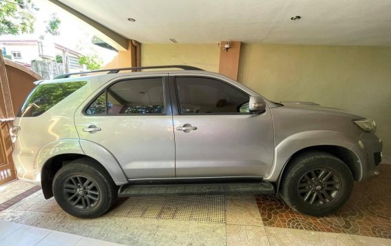 Silver Toyota Fortuner 2015 for sale in Carmona
