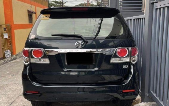 Grey Toyota Fortuner 2015 for sale in Valenzuela-1