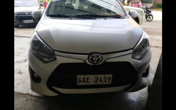 Selling White Toyota Wigo 2018 in Caloocan