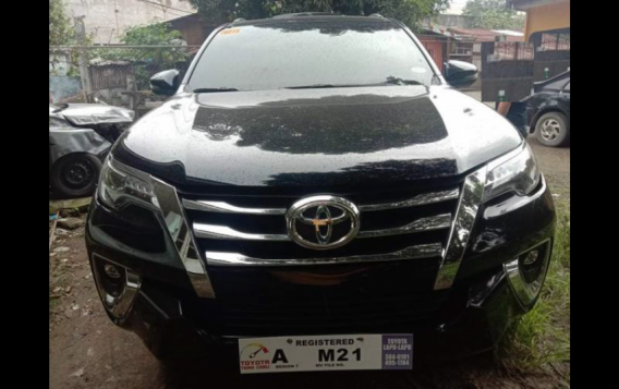 Selling Black Toyota Fortuner 2018 in Caloocan