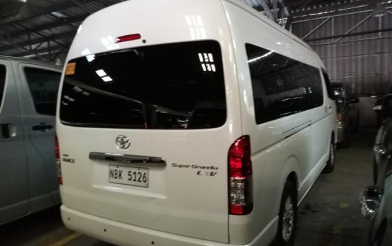 Toyota Hiace Super Grandia 2018-5