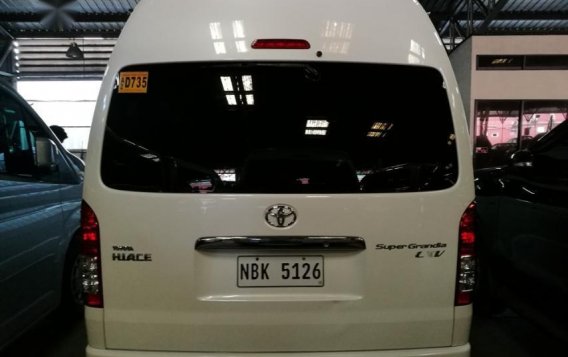 Toyota Hiace Super Grandia 2018-3