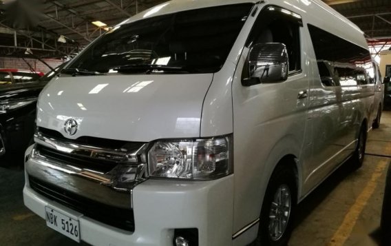 Toyota Hiace Super Grandia 2018-1