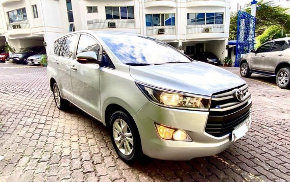 Selling Pearl White Toyota Innova 2019 in San Juan-1