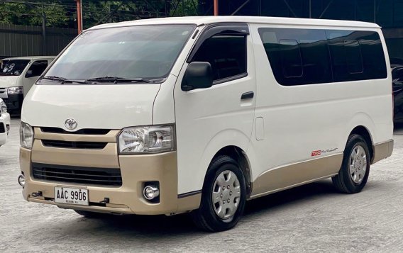 Toyota Hiace 2014-1