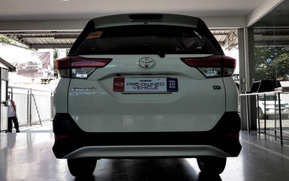 White Toyota Rush 2019 -6